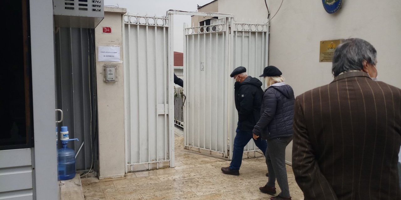 Bulgar Göçmenleri Bulgaristan Başkonsolosluğu’nda Sandık Başına Gitti