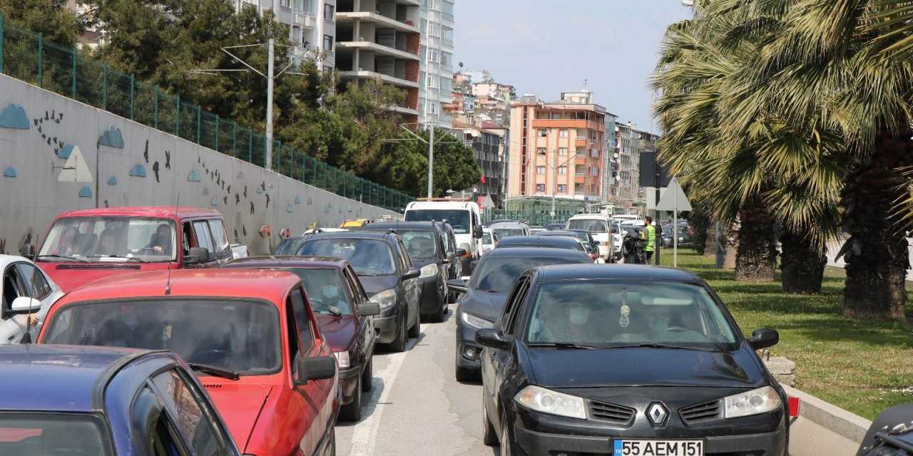 Samsun’da “kısıtlama Yok Mu” Dedirten Görüntüler