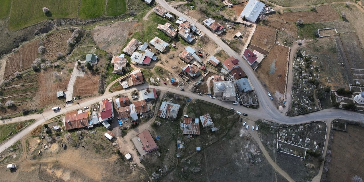 Elazığ’da Referanduma Gidilen Köyden ‘evet’ Çıktı