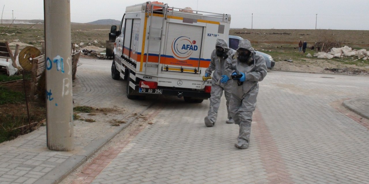 Taşınacakları Evden Keskin Koku Gelince Pencereden Atlayarak Yardım İstedi