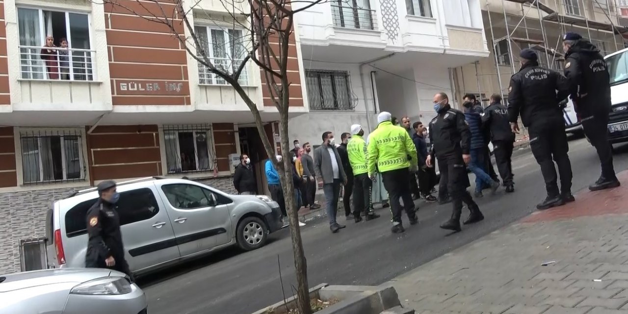 Arnavutköy’de Çocukların Kavgasına Aileleri De Karıştı Ortalık Savaş Alanına Döndü