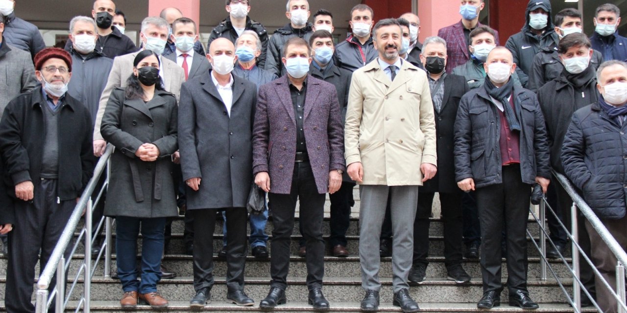 Kocaeli Adliyesinde Emekli Amiraller Hakkında Suç Duyurusu