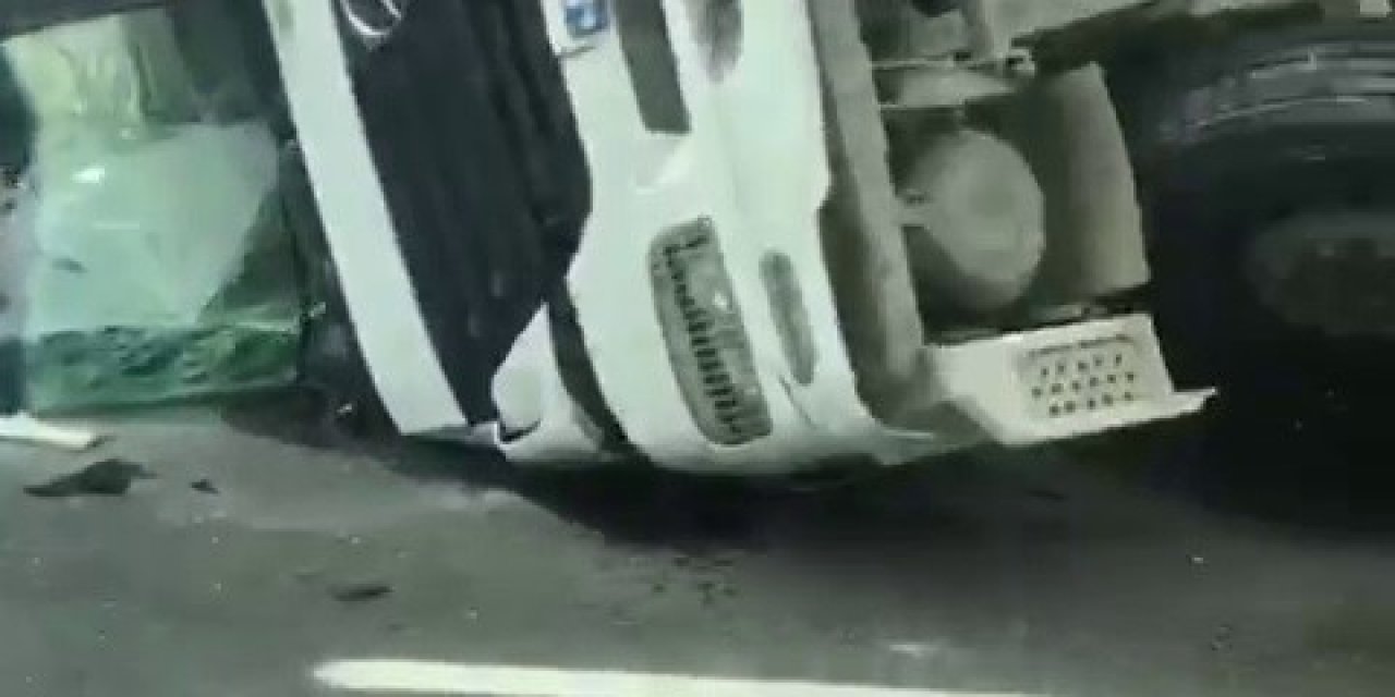 Diyarbakır’da Tır Yan Yattı: 1 Yaralı