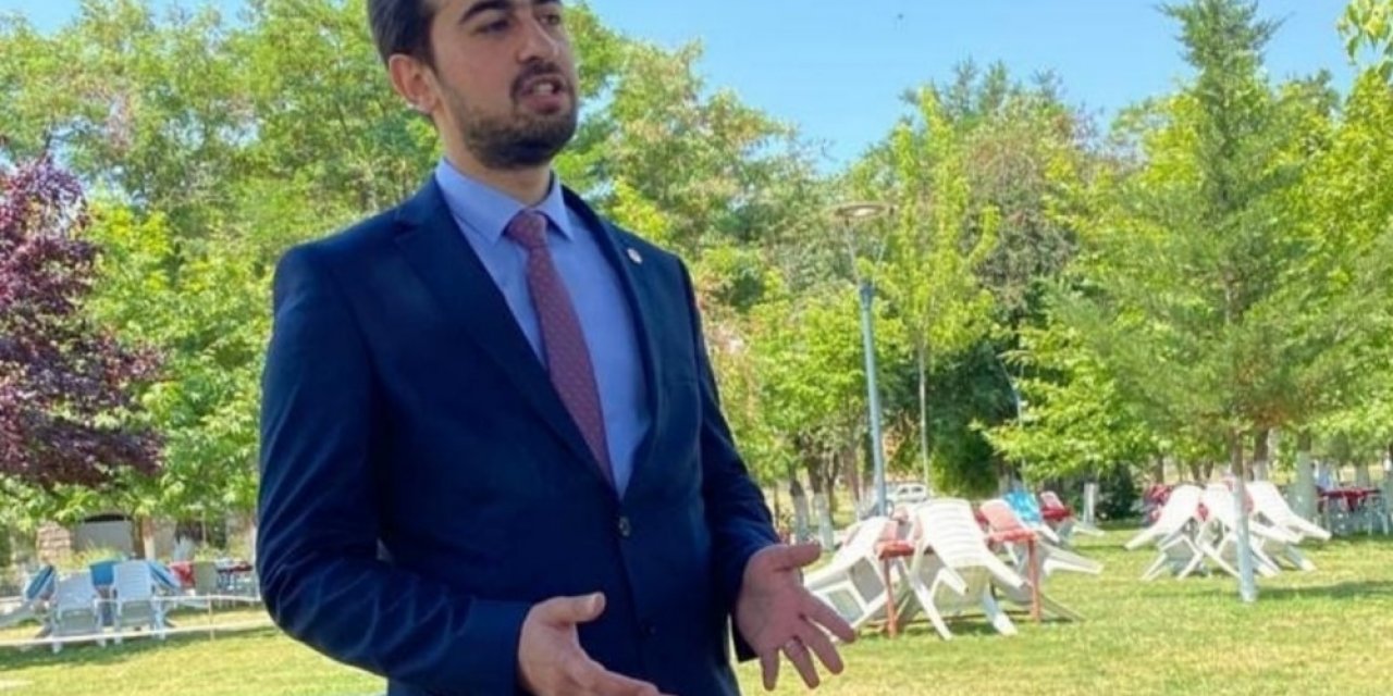 Sivil Toplum Hareketi Derneğinden Emekli Amirallerin Yayınladığı Bildiriye Tepki