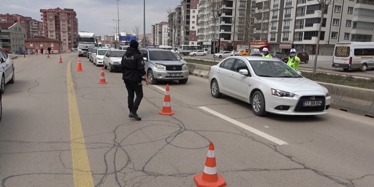 Kırıkkale’de 56 Saatlik Kısıtlamada 240 Bin Liralık Ceza