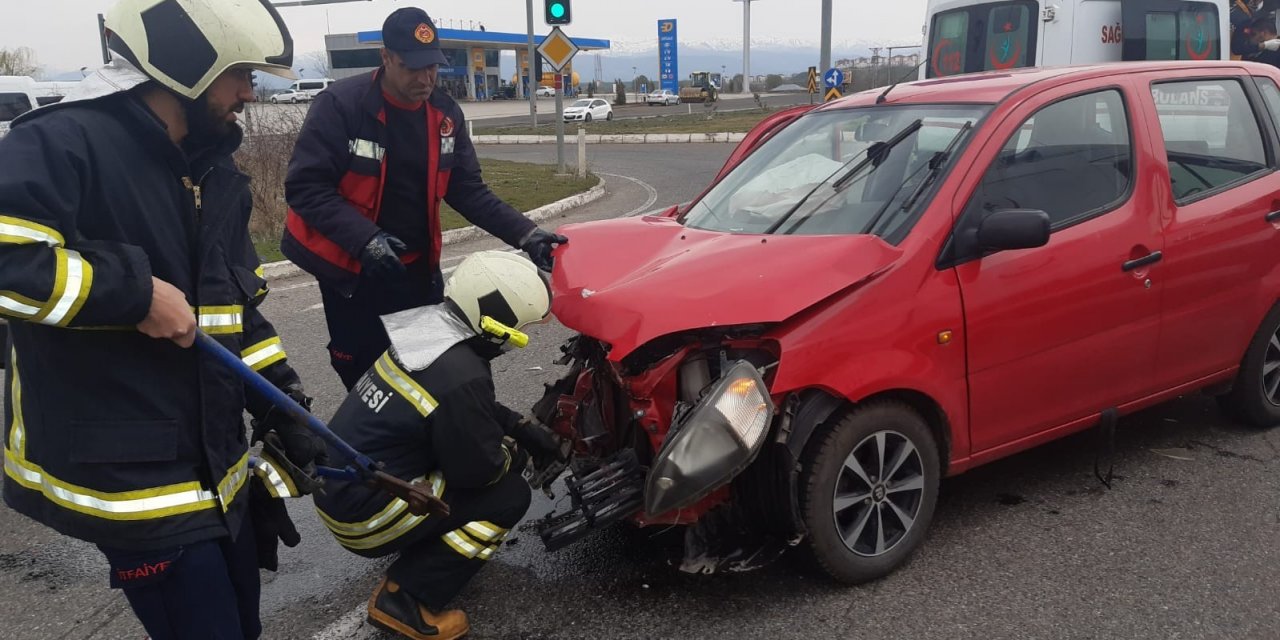 Bingöl’de Trafik Kazası: 5 Yaralı