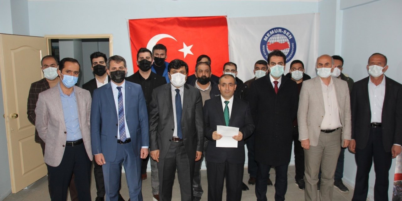 Memur-sen’den 103 Amiralin Bildirisine Tepki