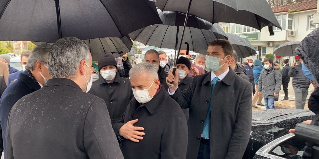 Ak Parti Genel Başkanvekili Yıldırım, Sakarya’da Cenaze Namazına Katıldı