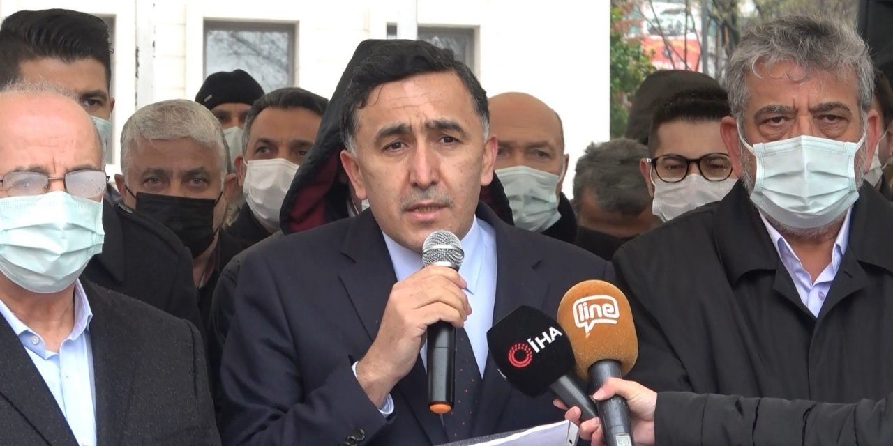 Bursa’da 104 Emekli Amiralin Bildirisine Tepki