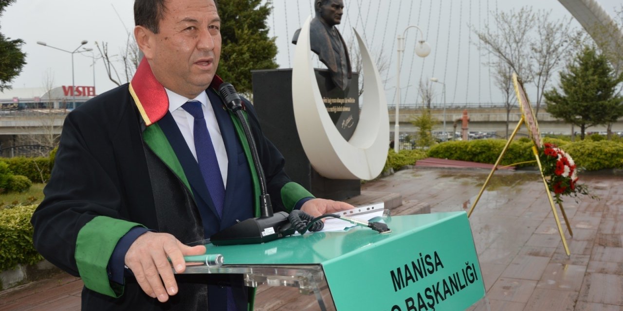 Avukatlar, Etkinliklere Harcayacakları Parayı Vakfa Bağışladı