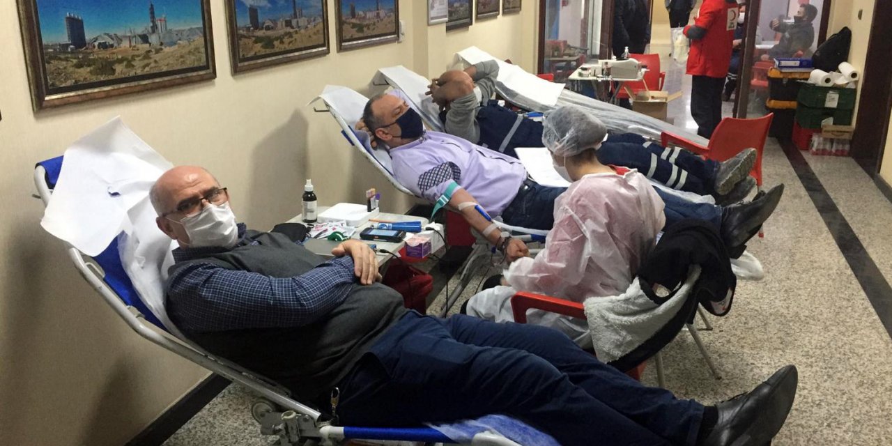 Sanko Çalışanları Kan Bağışı Yaptı