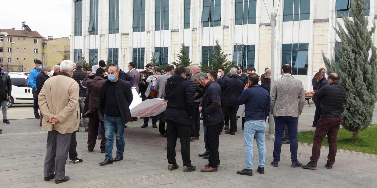 Bingöl’den Emekli Amiraller Hakkında Suç Duyurusu