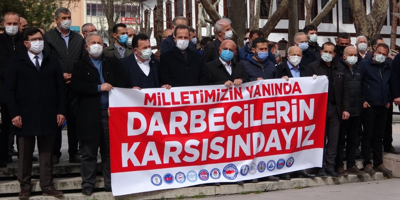 Çankırı’da, Emekli Amiraller Hakkında Suç Duyurusu
