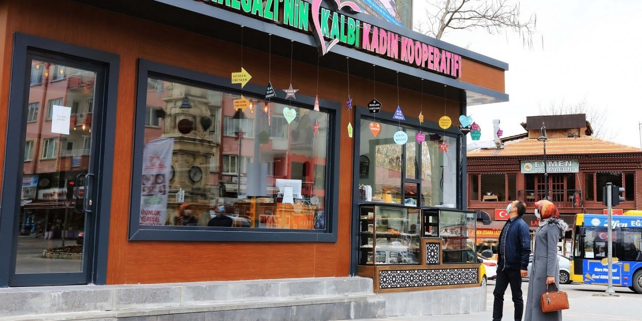 Battalgazi’nin Kalbi Kadın Kooperatifi Kafe Market Büyük İlgi Görüyor