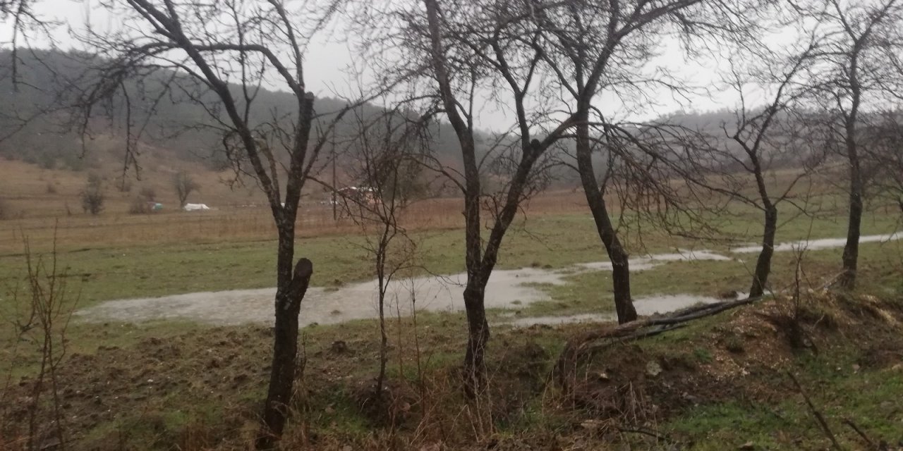 Keles’te Tarım Arazileri Sular Altında