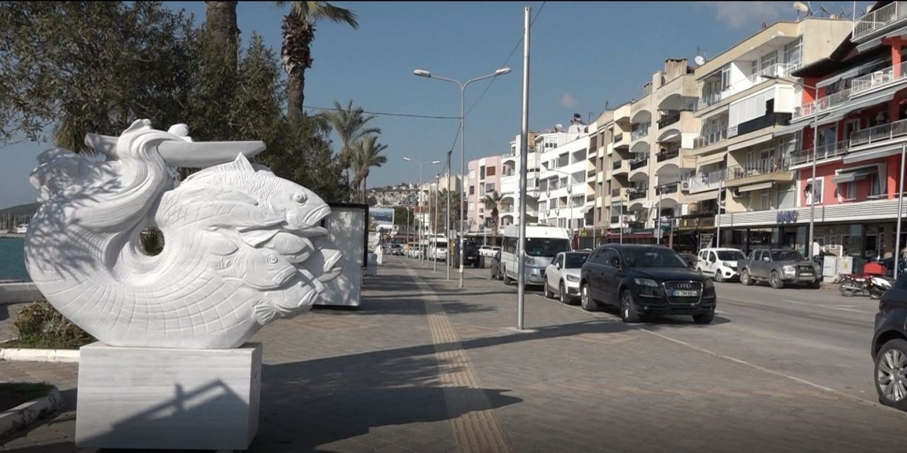 Kuşadası’nda Hafta Sonu Sokaklar Bomboş Kaldı