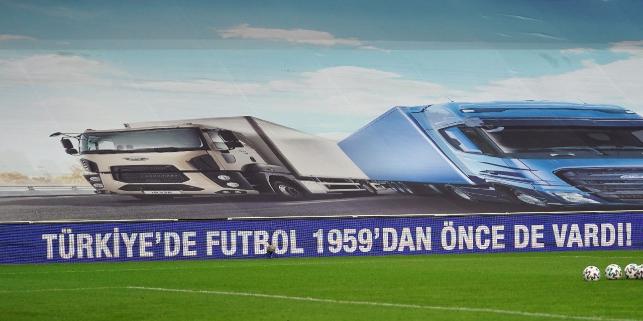 Fenerbahçe’den Maç Esnasında 1959 Öncesi Paylaşımı