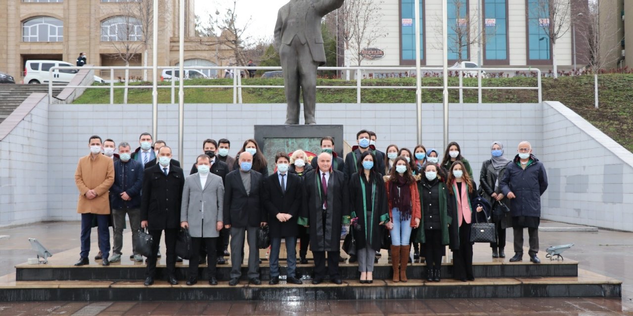 Karabük’te ‘avukatlar’ Günlerini Kutladı