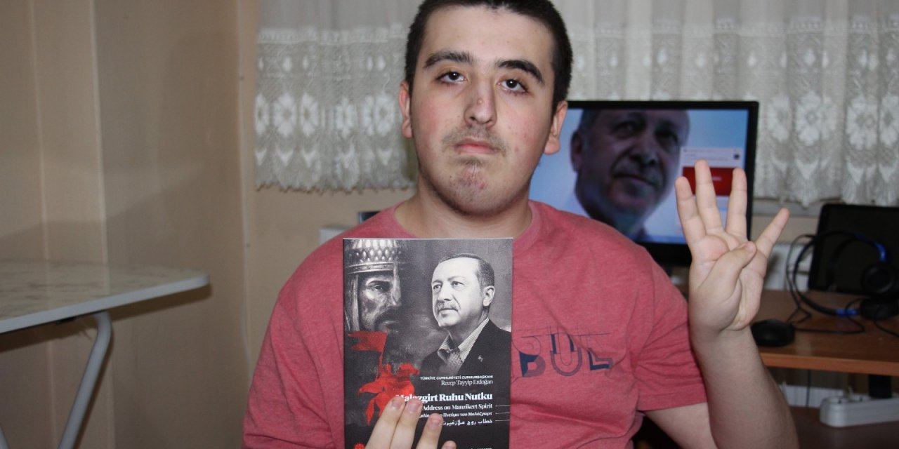 Otizmli Gencin Cumhurbaşkanı Erdoğan Sevgisi