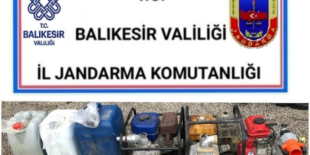 Hırsızlar Jandarmadan Kaçamadı