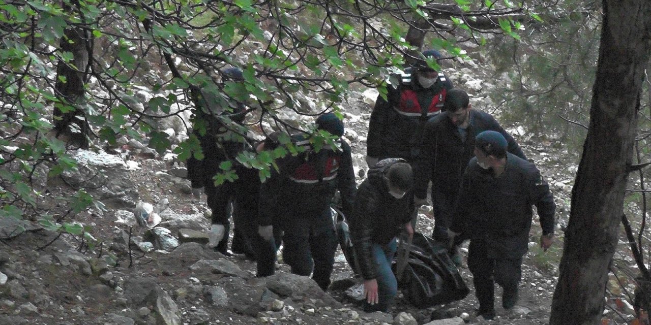 En Son Ağabeyine Mesaj Atan Genç Ölü Bulundu