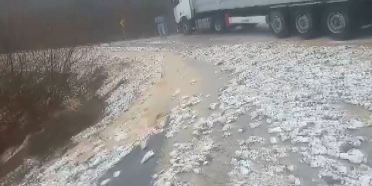 Dereler Taştı Köy Sular Altında Kaldı