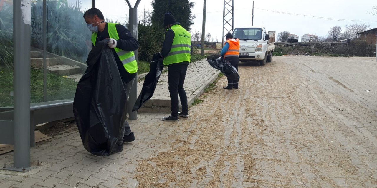 Belediye Ekipleri Çalışmalarını Aralıksız Sürdürüyor