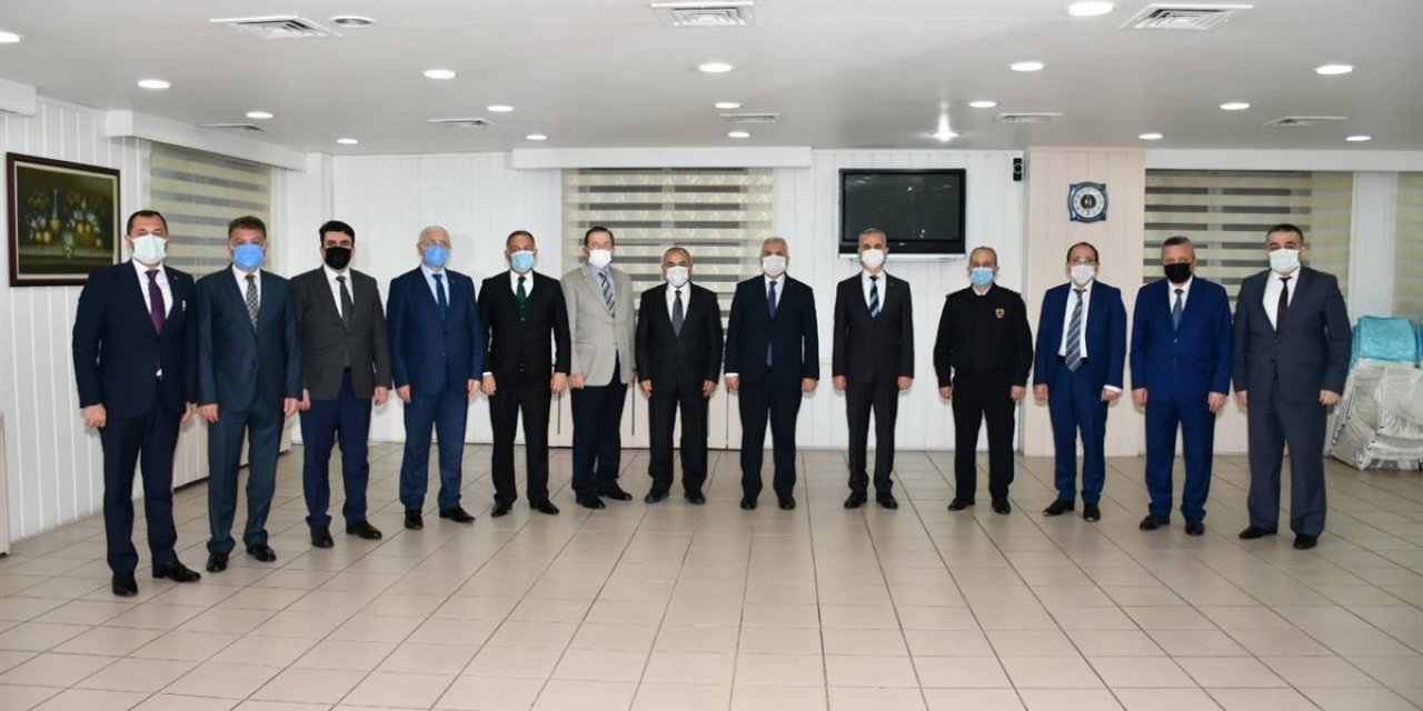 Emekliliğe Ayrılan Vali Yardımcısına Veda Programı