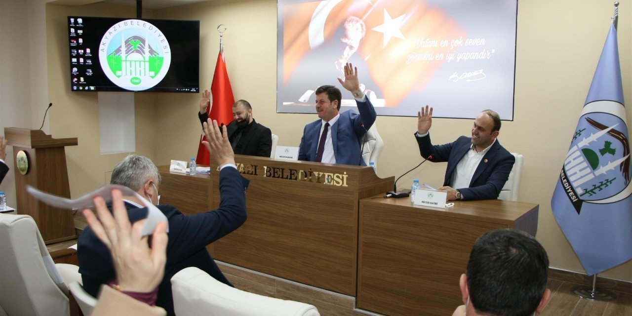 Akyazı Belediyesinde 10 Gündem Maddesi Karar Bağlandı