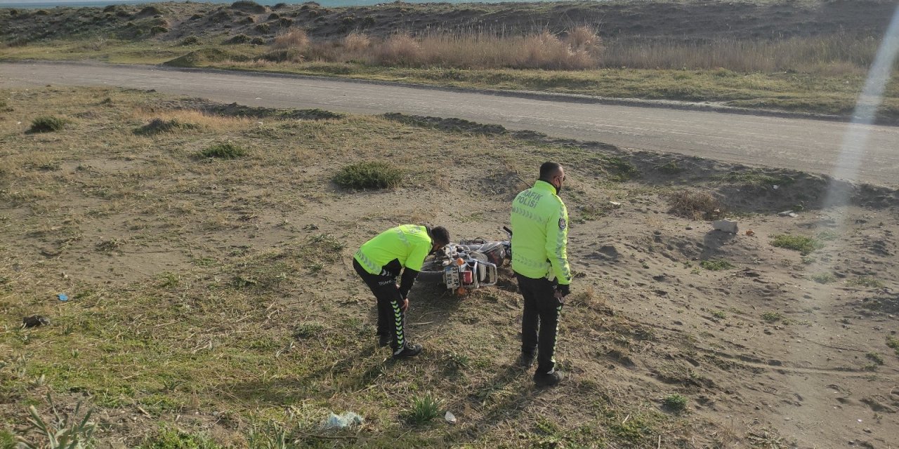 Polisin ’dur’ İhtarına Uymadı Motosikleti Bırakıp Kaçtı