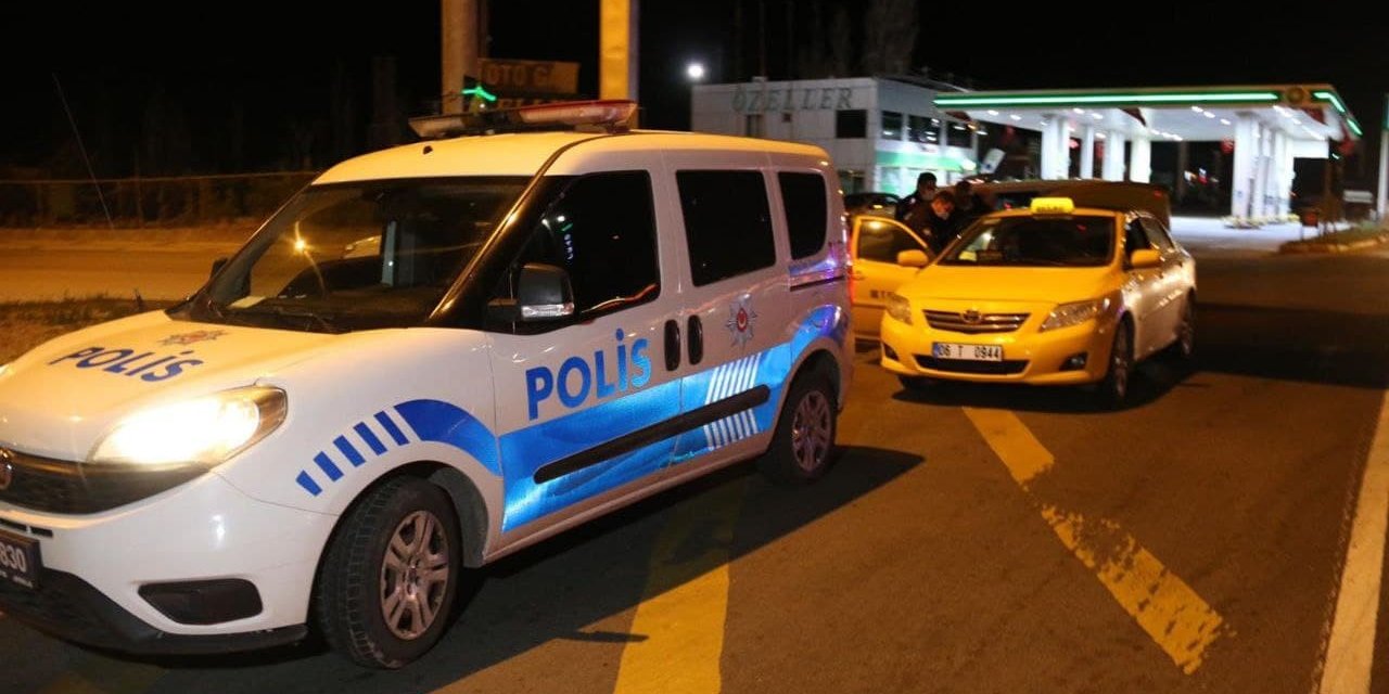 Ankara’da Dolandırdı, Aksaray’da Operasyonla Yakalandı