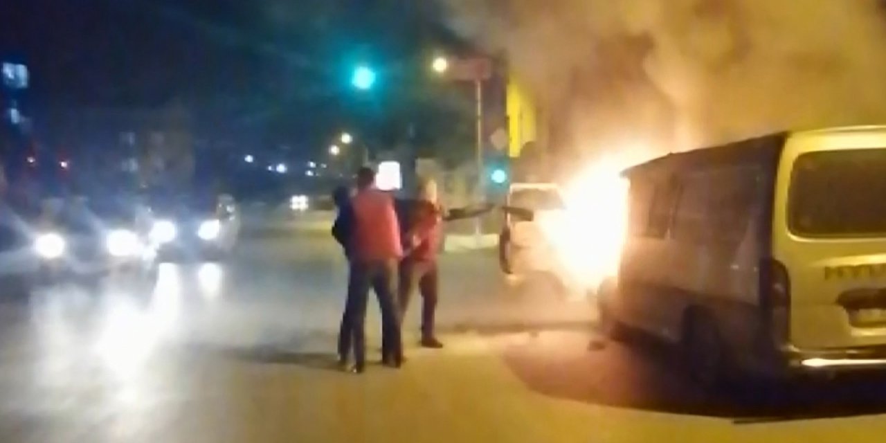 - Pendik’te Suriyeli Komşularının Ekmek Teknesi Alev Aldı, Mahalleli Seferber Oldu