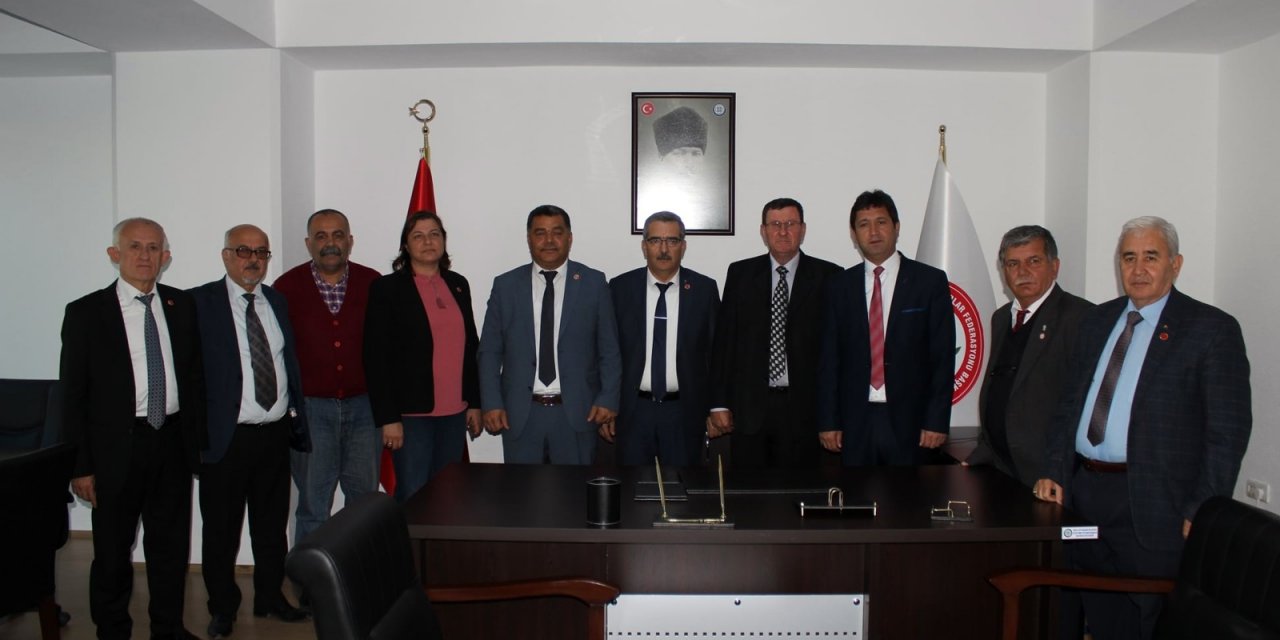 Muğlalı 569 Muhtardan Emekli Amirallere Tepki