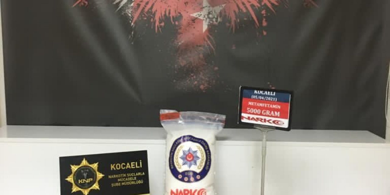 5 Kilo Uyuşturucu İle Yakalanan 3 Kişi Gözaltına Alındı