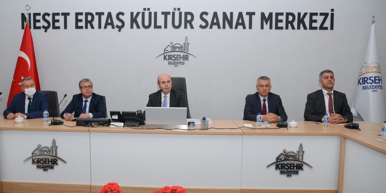 Belediye Başkanı Ekicioğlu, “önceki Dönem İşlerle Birlikte Yeni Projeler Hayata Geçiriyoruz”