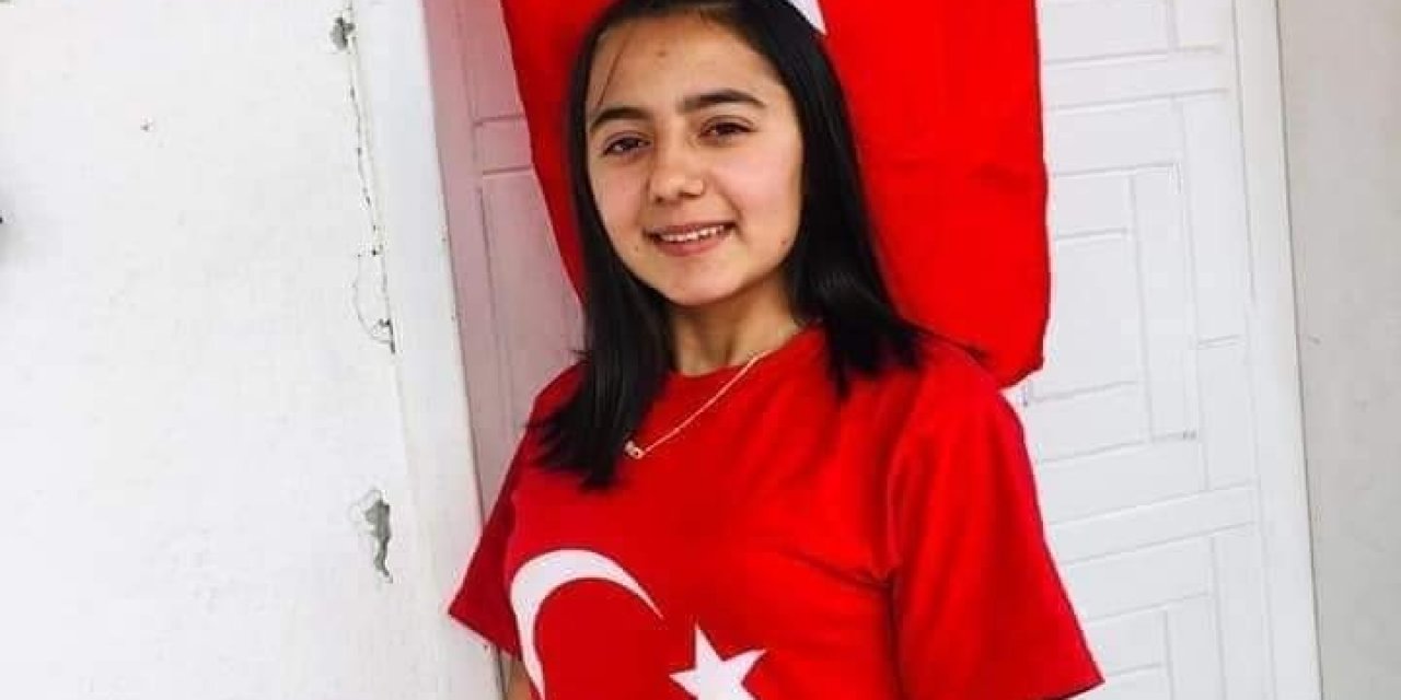 Kayıp Kız, Polis Tarafından Bulunup Ailesine Teslim Edildi