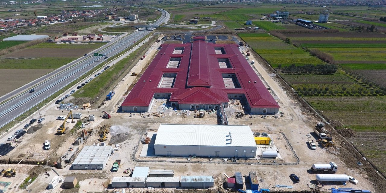 Türkiye Arnavutluk’a Söz Verdiği Hastanenin İnşaatını Tamamladı