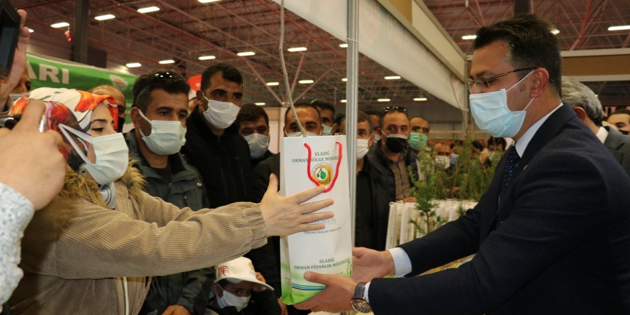 11. Van Doğu Anadolu Tarım Hayvancılık Ve Gıda Fuarı Kapılarını Açtı