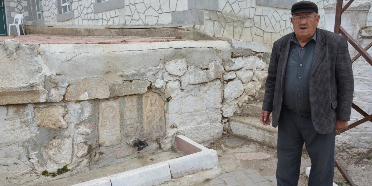 Duvarlarda Bulunan 3 Eser Müzeye Götürülürken 22 Eser Korumaya Alındı