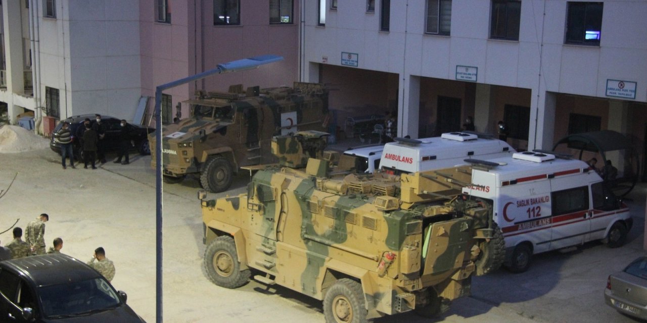 Suriye’de Tsk Unsurlarına Havanlı Saldırı: 2 Şehit