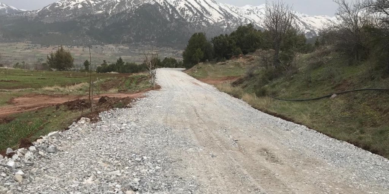 Çameli’de Mahallelerde Üst Yapı Çalışmaları Devam Ediyor