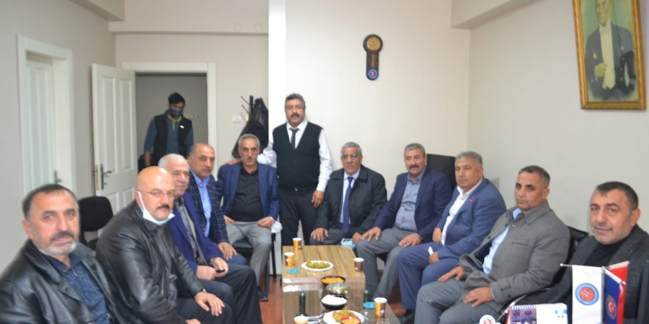 Türk İ̇ş’ten Sağlık İşçileri Sendikasına Hayırlı Olsun Ziyareti