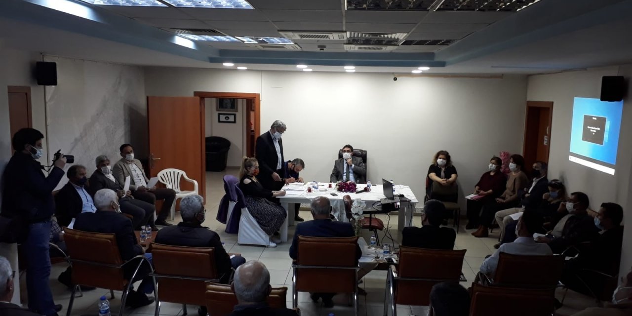 Karacasu’da Ak Parti Ve Chp’li Meclis Üyeleri İttifak Yaptı