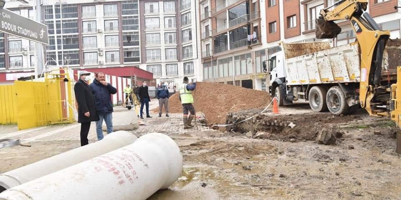 Başkan Öz: "kanalizasyon Meselesini Çözüyoruz"