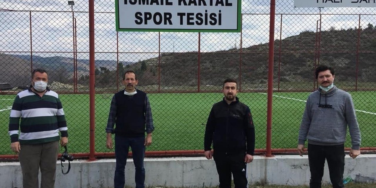 İ̇smail Kartal İsmi Köylerindeki Halı Saha Tesisine Verildi