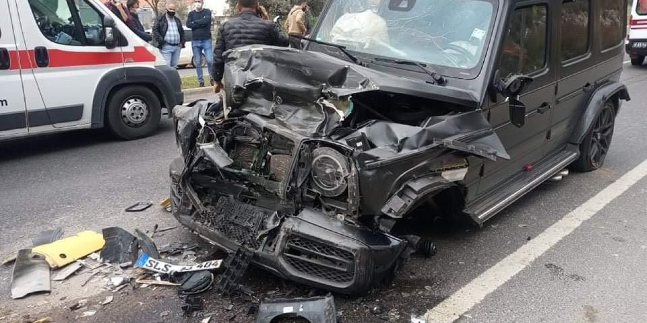 Milas’ta Lüks Cip Karşı Şeride Geçti: 3 Yaralı