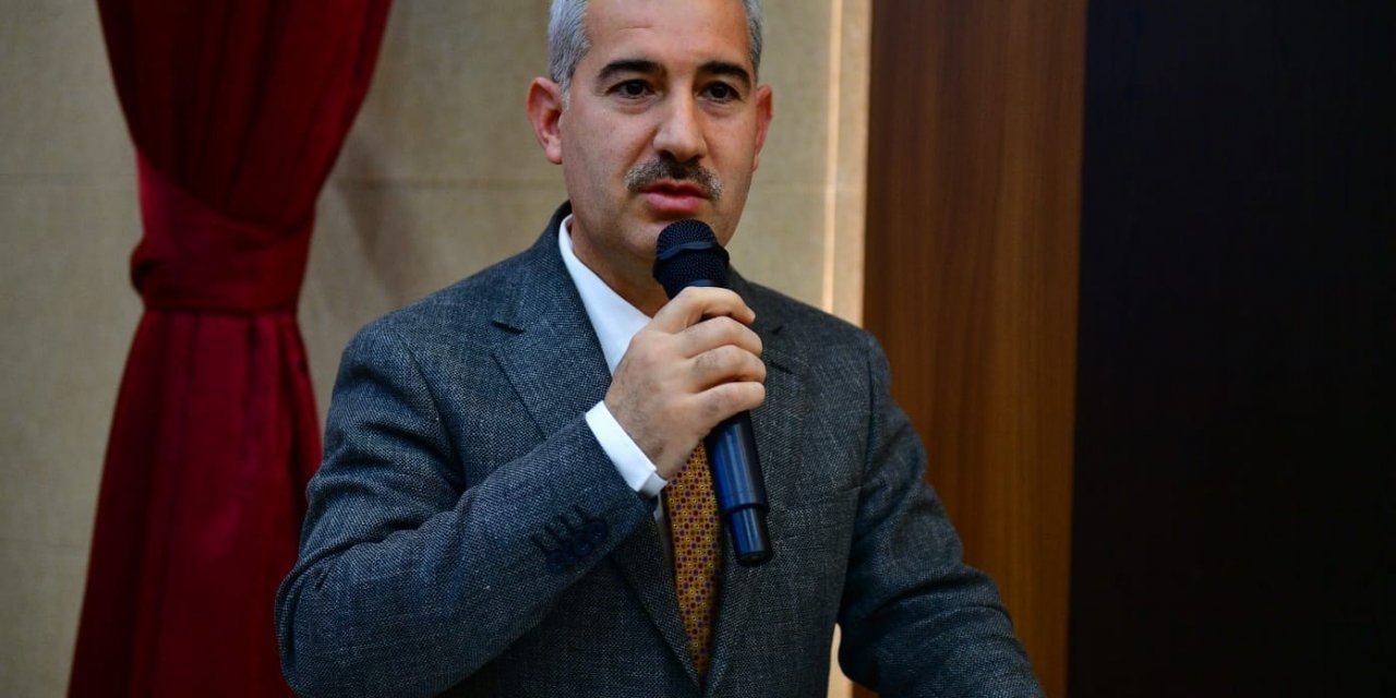 Çınar, 2.muhtarlar Akademisinin Açılış Programına Katıldı
