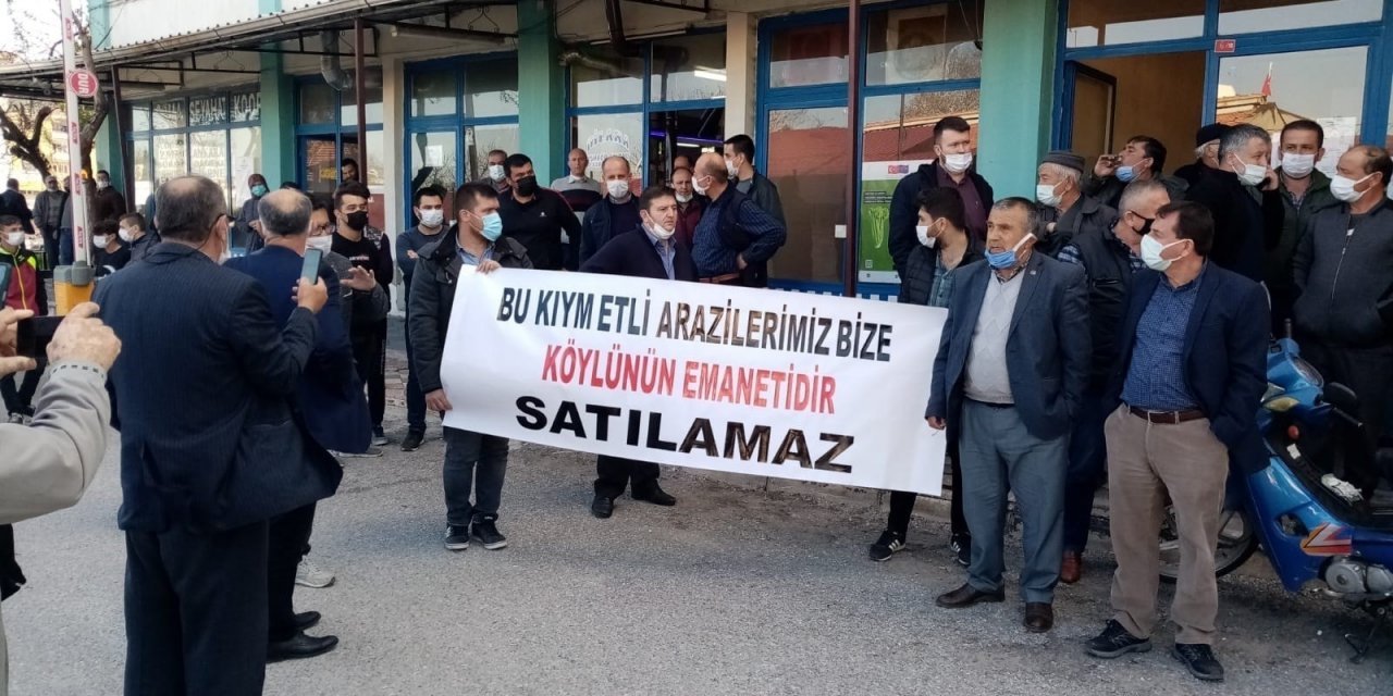 Başkan Gedüz Meclis Üyelerini Salondan Attı