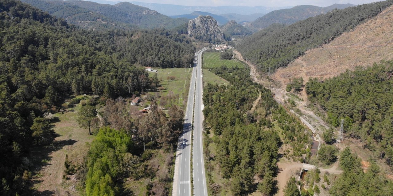 Marmaris’te İmara Açılan Yer İçin, 7 Meclis Üyesi Dava Açtı