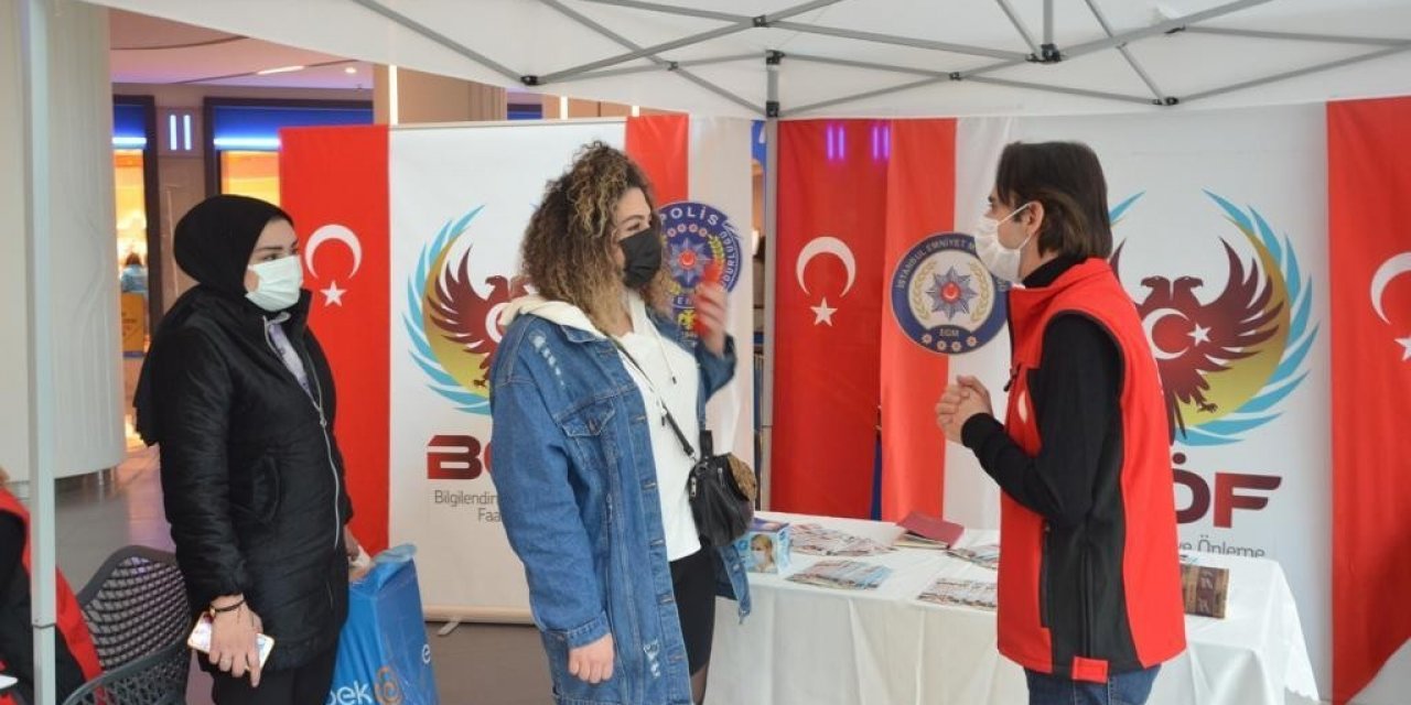 İ̇stanbul Terörle Mücadele Şubesi, Terör Örgütlerine Karşı Vatandaşları Bilgilendiriyor: 84 Bine Yakın Aileyle Temas Kuruldu
